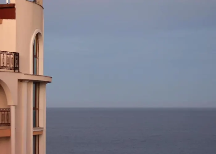 Apart Hotel Apolonia Palace