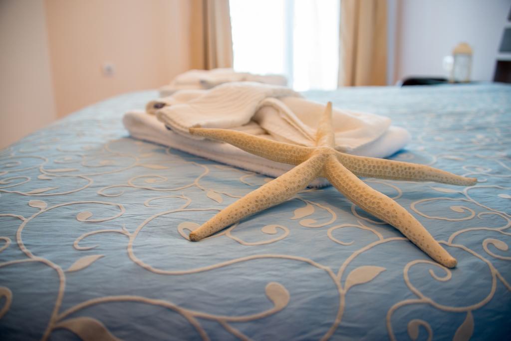 Apolonia Palace 4*
